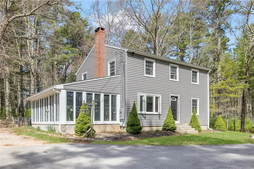 35 Hallville Road Exeter RI 02822