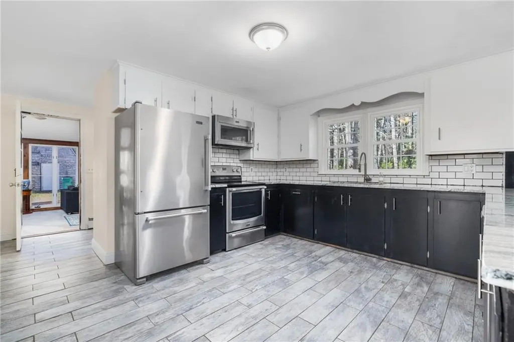 35 Hallville Road Exeter RI 02822