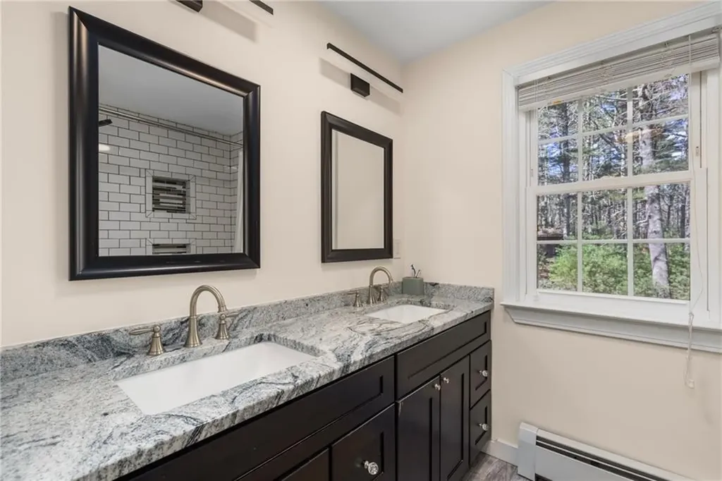 35 Hallville Road Exeter RI 02822