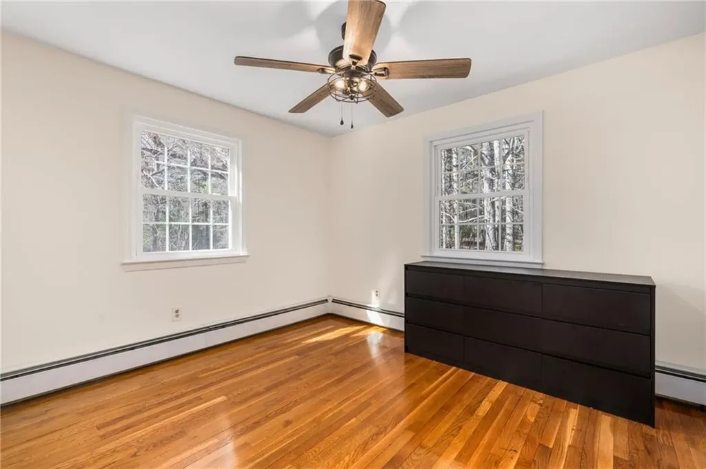 35 Hallville Road Exeter RI 02822
