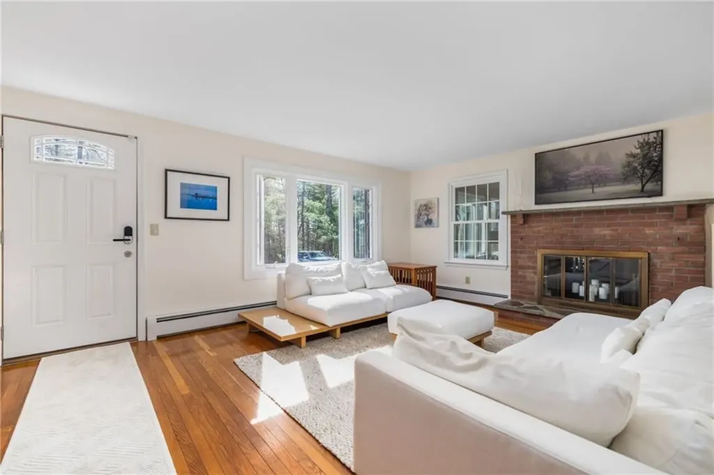 35 Hallville Road Exeter RI 02822