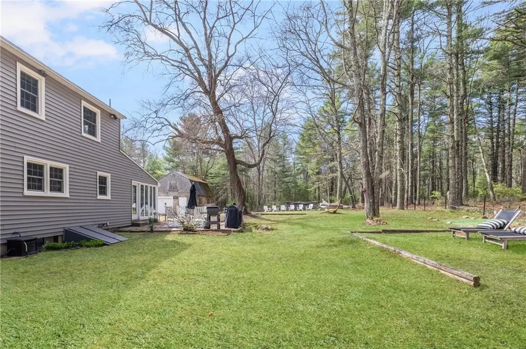 35 Hallville Road Exeter RI 02822