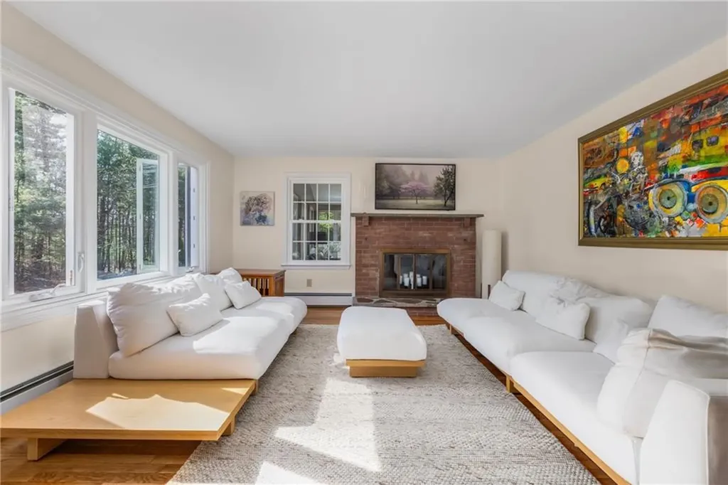 35 Hallville Road Exeter RI 02822