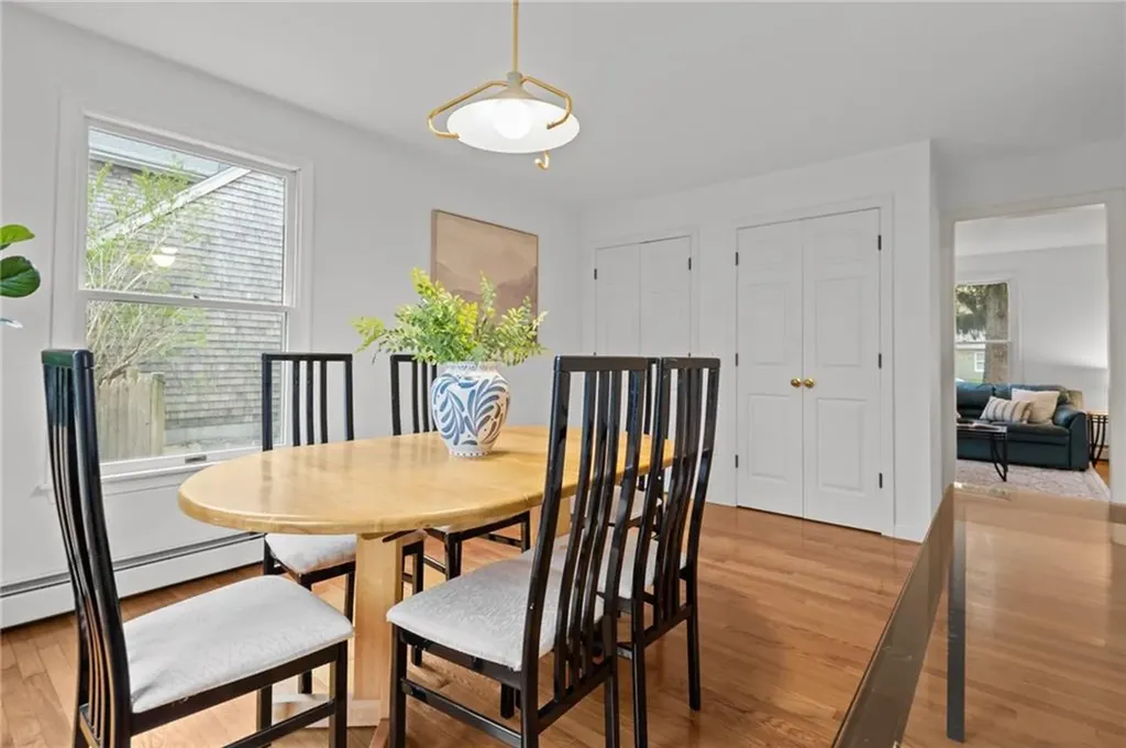 16 College Lane Barrington RI 02806