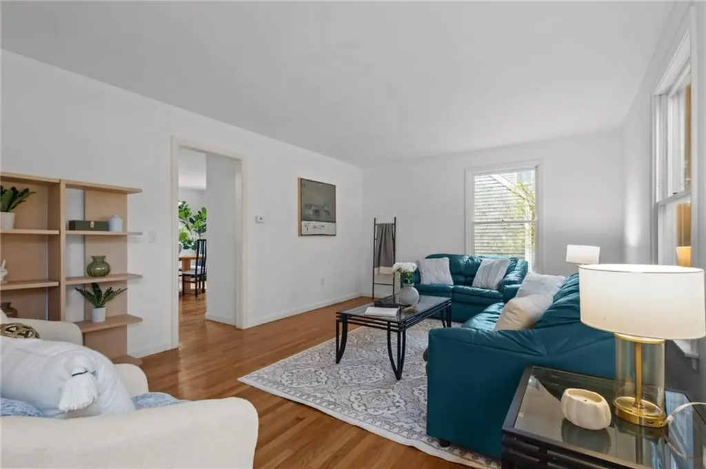 16 College Lane Barrington RI 02806
