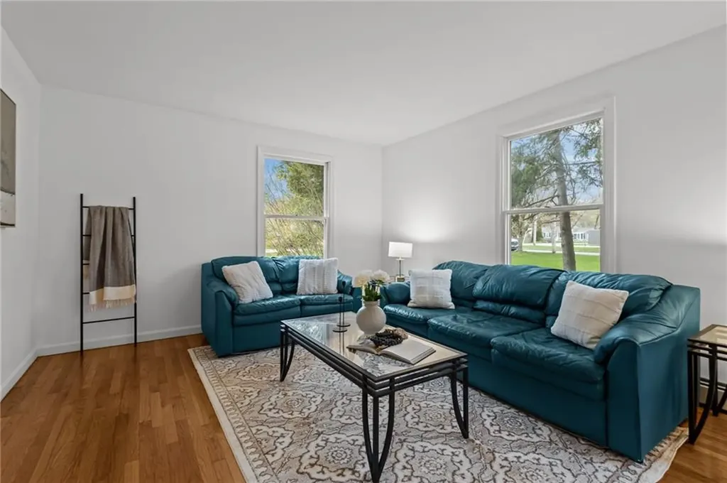 16 College Lane Barrington RI 02806
