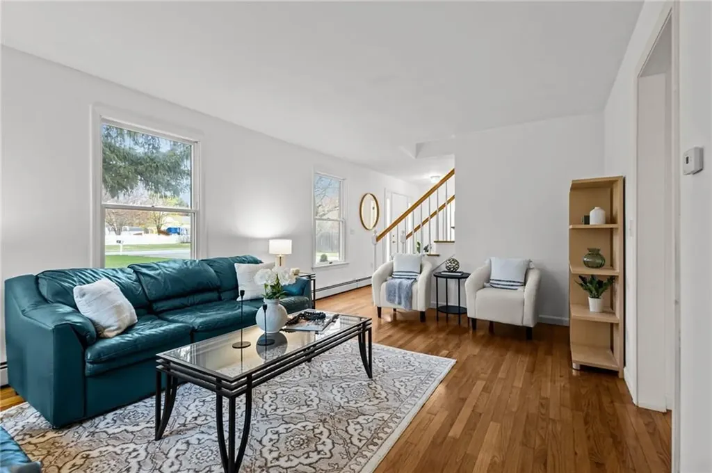 16 College Lane Barrington RI 02806