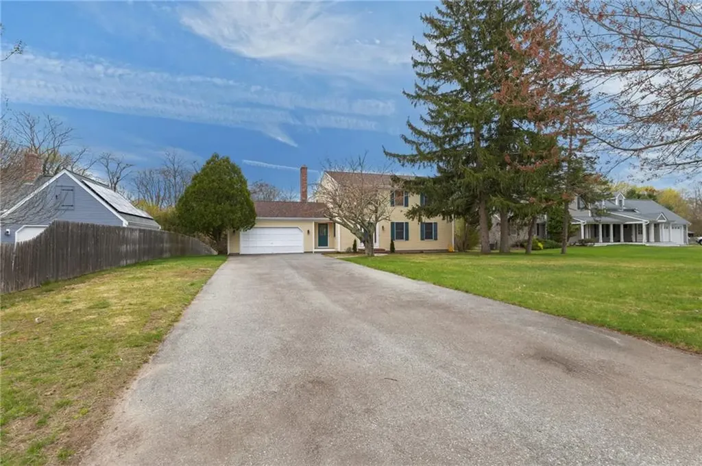 16 College Lane Barrington RI 02806
