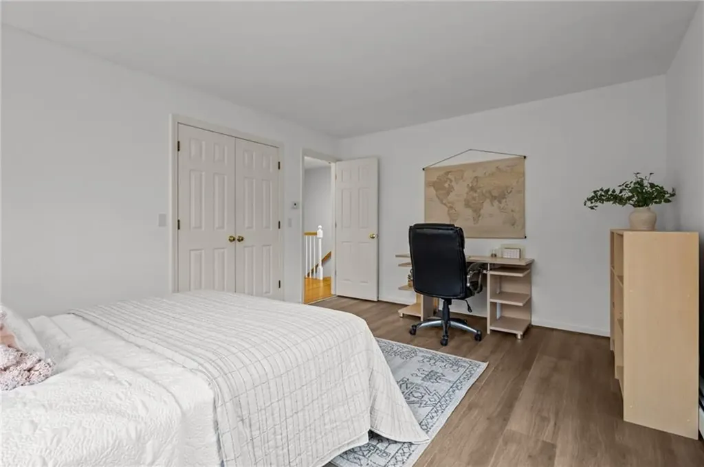 16 College Lane Barrington RI 02806