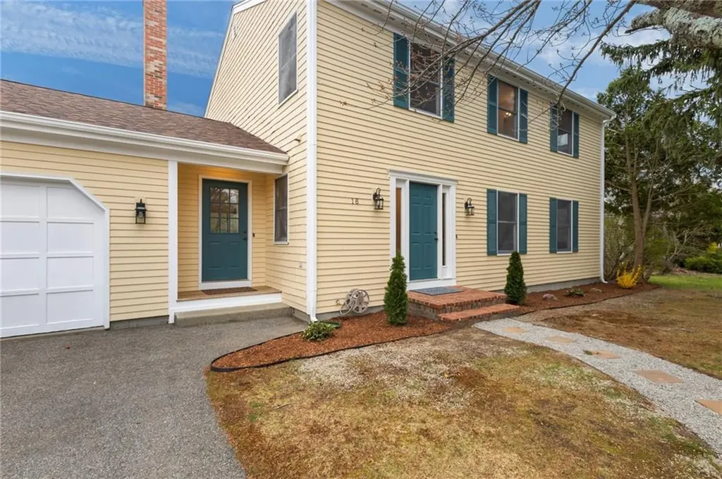 16 College Lane Barrington RI 02806