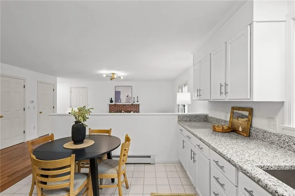 16 College Lane Barrington RI 02806