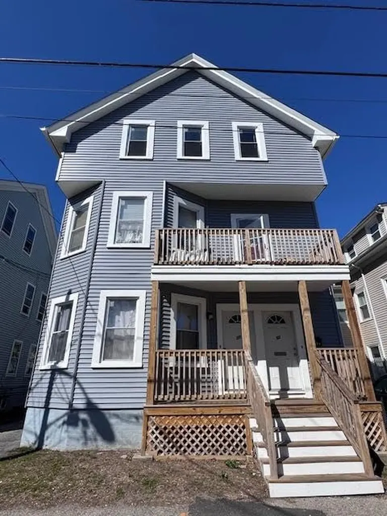 52 Canton Street Providence RI 02908