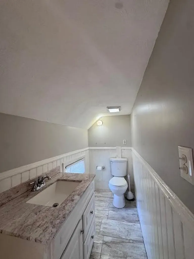 52 Canton Street Providence RI 02908