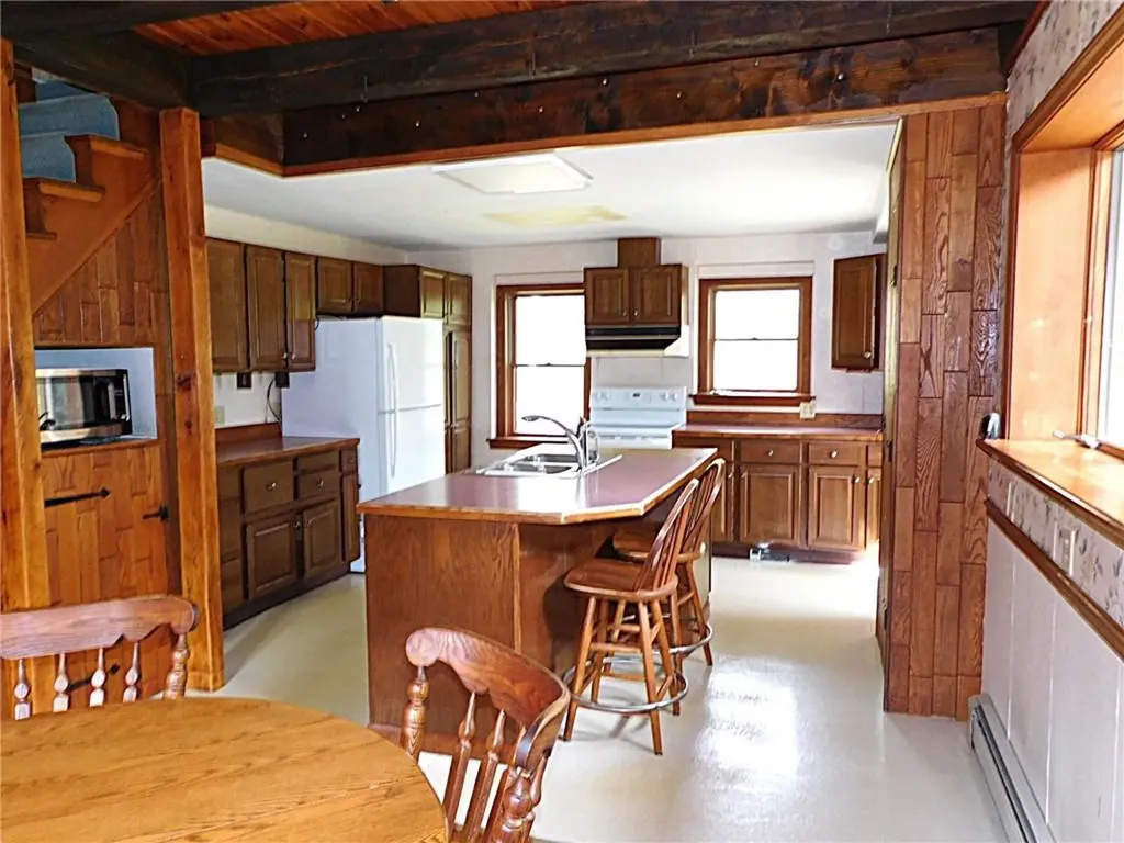 326 B Jingle Valley Road South Kingstown RI 02892