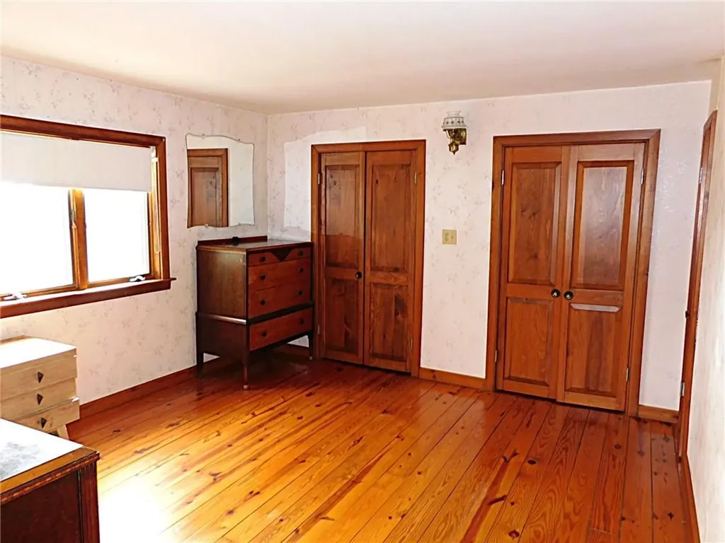 326 B Jingle Valley Road South Kingstown RI 02892