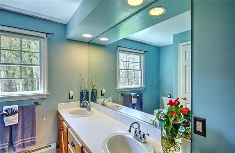 235 Holly Hills Lane North Kingstown RI 02874