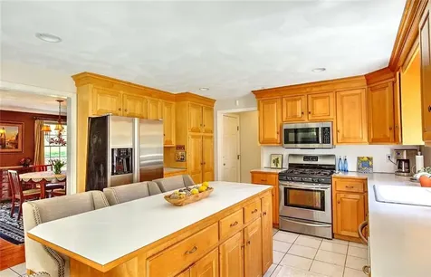 235 Holly Hills Lane North Kingstown RI 02874