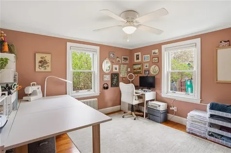 19 Salisbury Road Barrington RI 02806