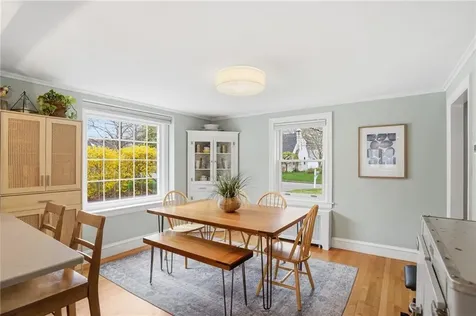 19 Salisbury Road Barrington RI 02806