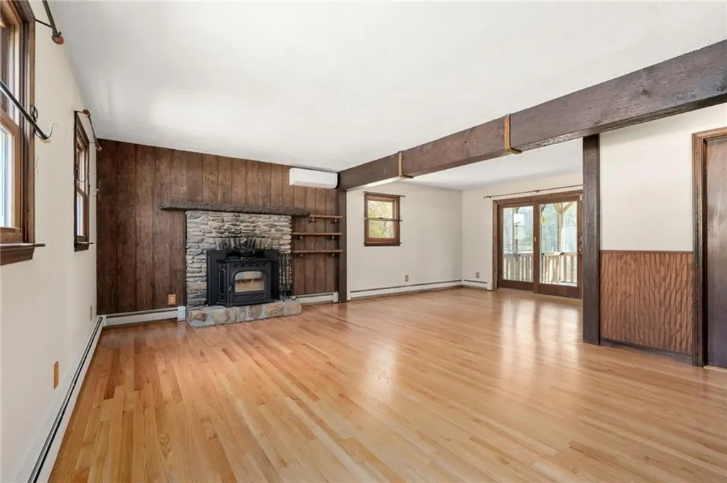 73 Old Nasonville Road Burrillville RI 02830