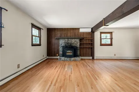 73 Old Nasonville Road Burrillville RI 02830