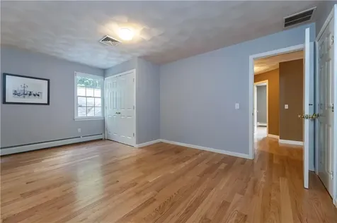 258 Woodridge Drive North Kingstown RI 02874