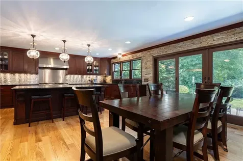 258 Woodridge Drive North Kingstown RI 02874