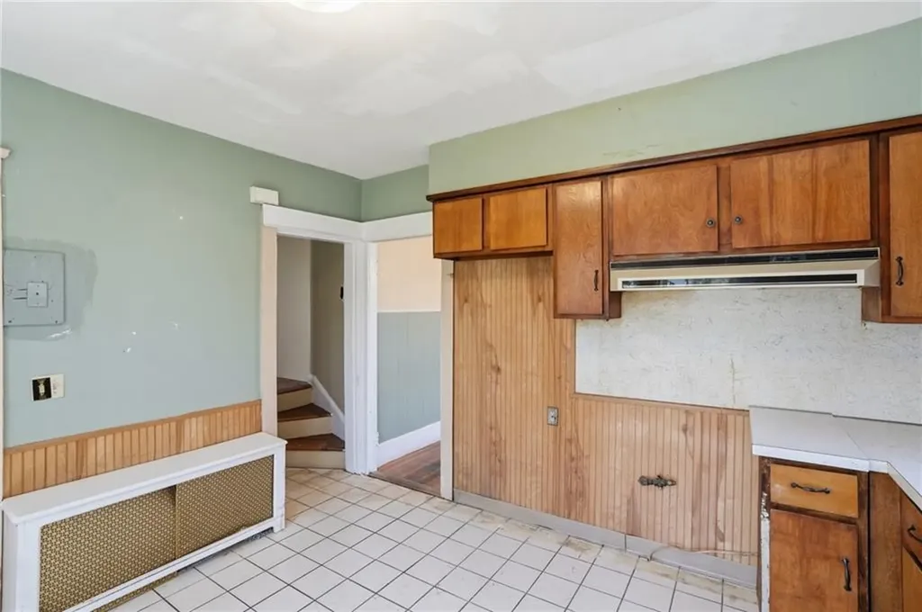 25 Talbot Manor Cranston RI 02905