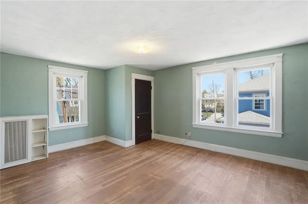 25 Talbot Manor Cranston RI 02905