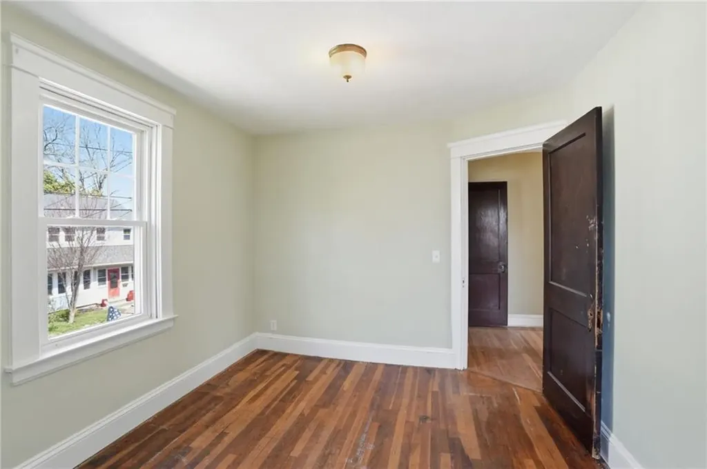 25 Talbot Manor Cranston RI 02905