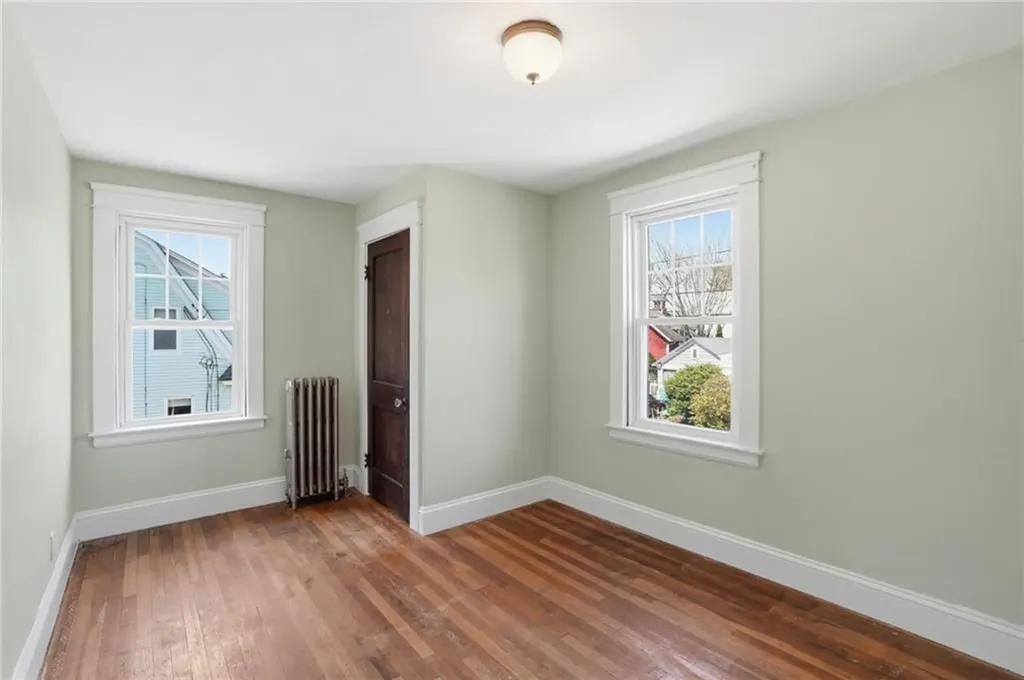 25 Talbot Manor Cranston RI 02905