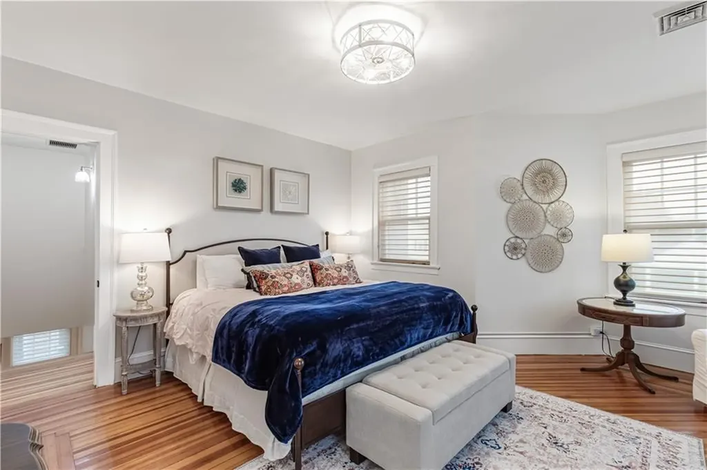 21 Bedlow Avenue Newport RI 02840