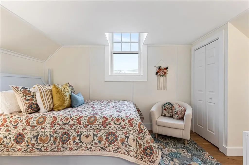 21 Bedlow Avenue Newport RI 02840