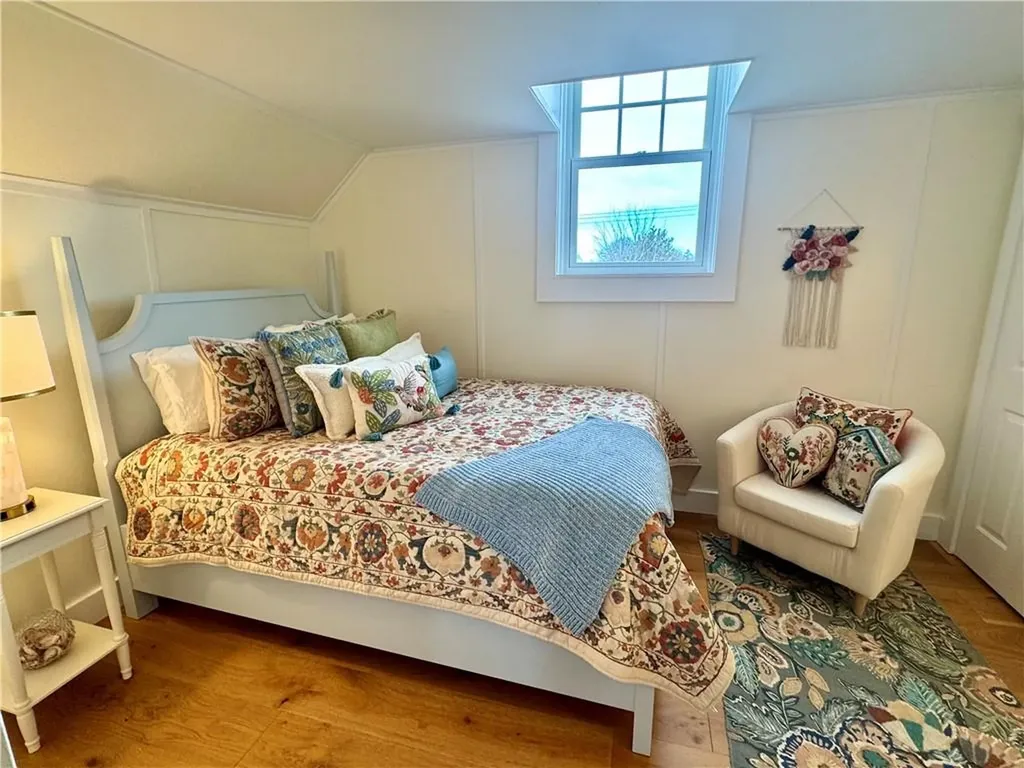 21 Bedlow Avenue Newport RI 02840