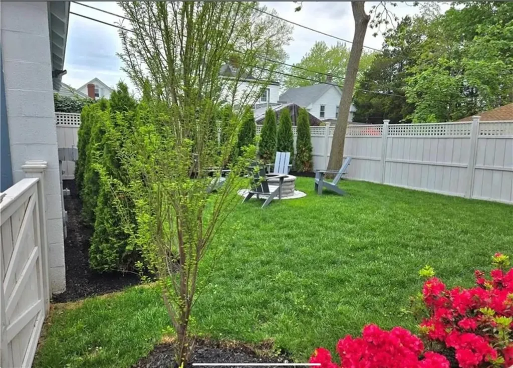21 Bedlow Avenue Newport RI 02840
