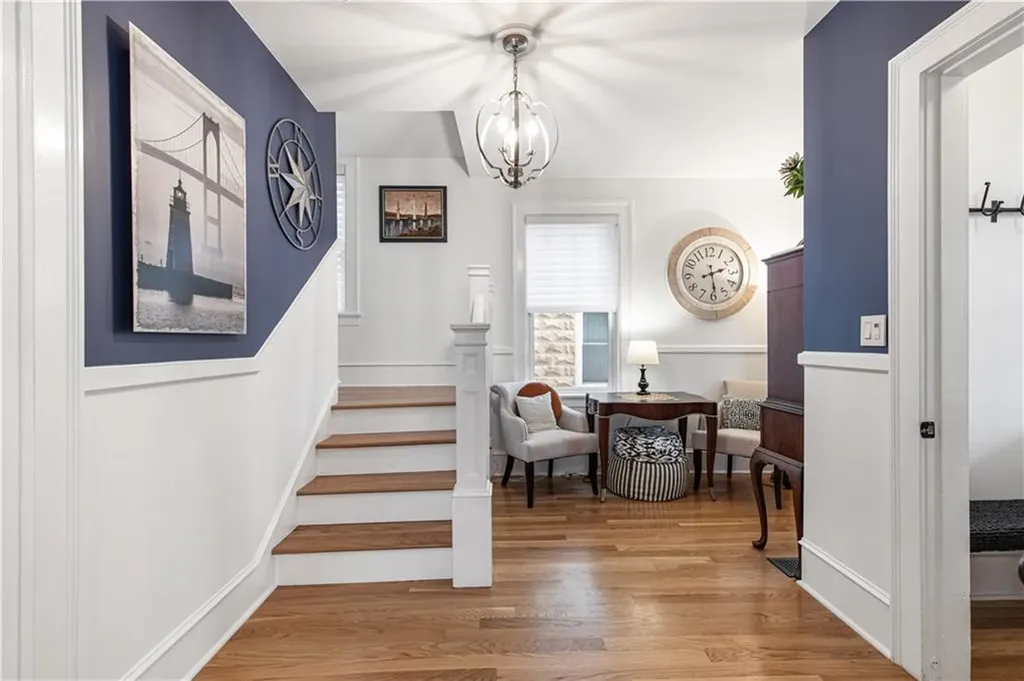 21 Bedlow Avenue Newport RI 02840