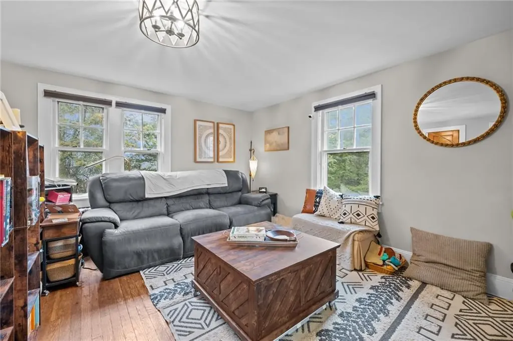 8 Perkins Avenue Westerly RI 02891