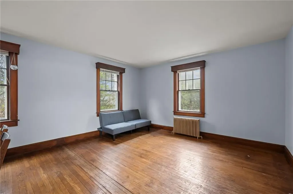 8 Perkins Avenue Westerly RI 02891