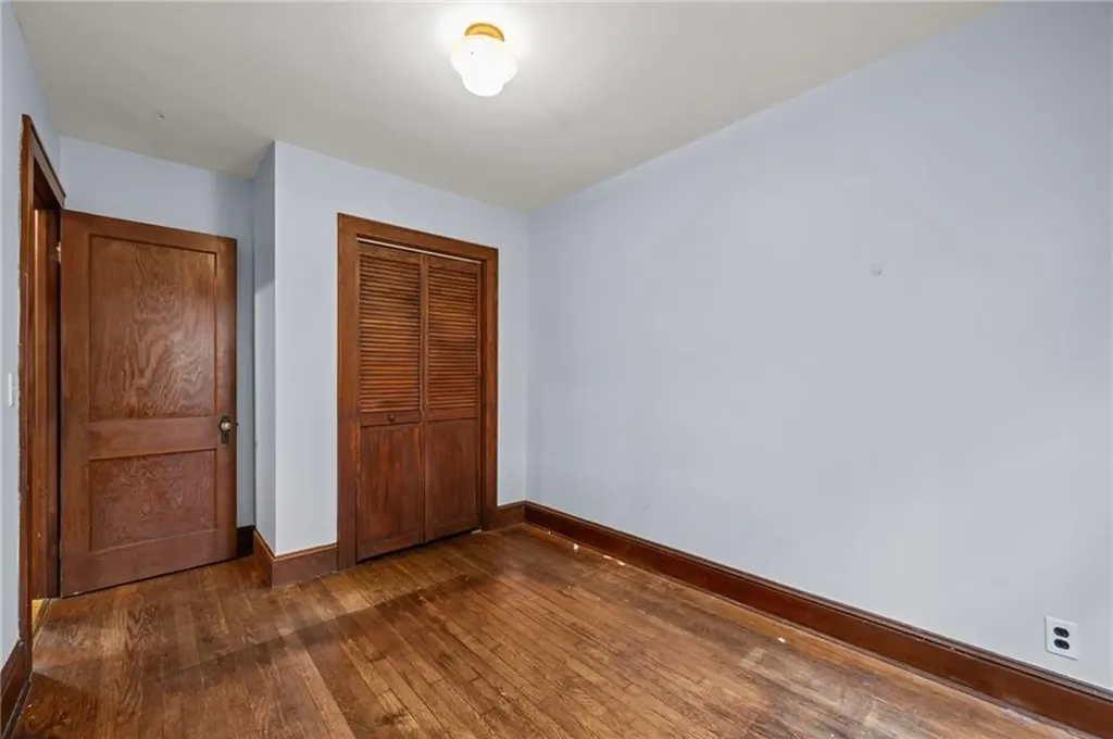 8 Perkins Avenue Westerly RI 02891