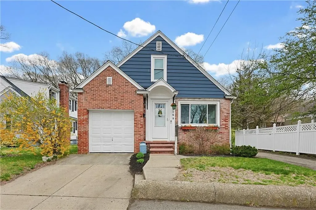 189 Fruit Hill Avenue North Providence RI 02911