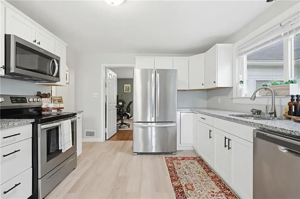 189 Fruit Hill Avenue North Providence RI 02911
