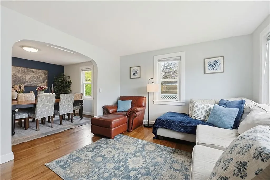 189 Fruit Hill Avenue North Providence RI 02911