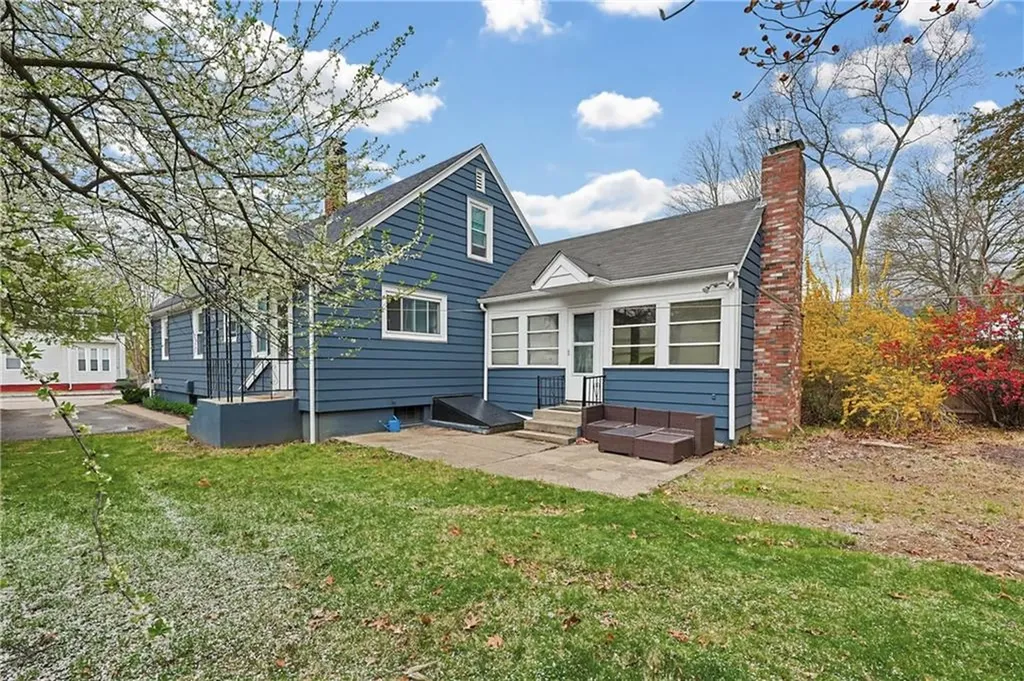 189 Fruit Hill Avenue North Providence RI 02911