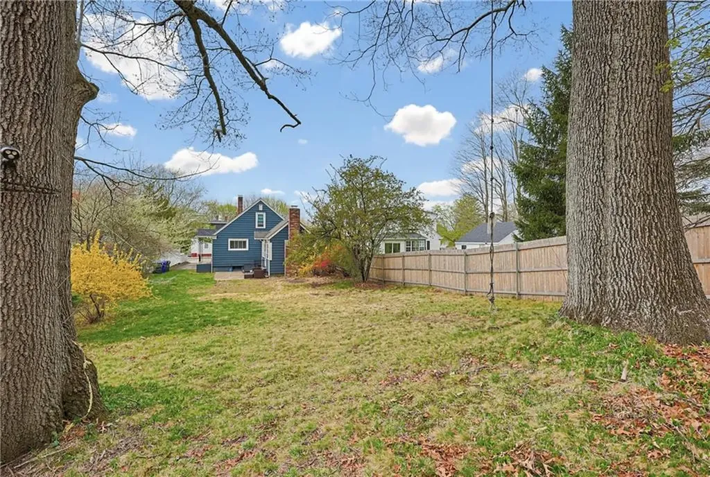189 Fruit Hill Avenue North Providence RI 02911