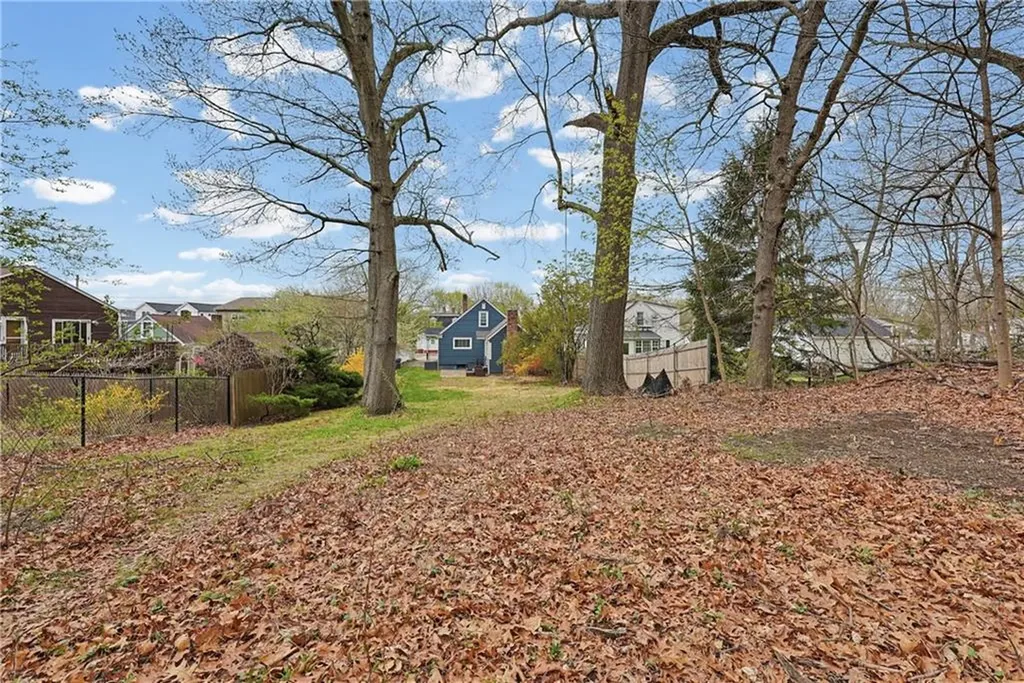 189 Fruit Hill Avenue North Providence RI 02911