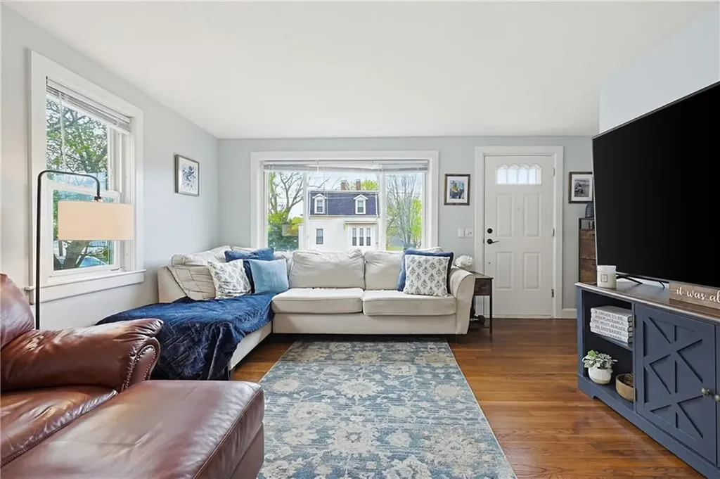 189 Fruit Hill Avenue North Providence RI 02911