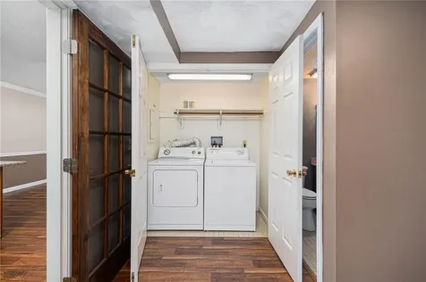 3524 W Shore Road Warwick RI 02886