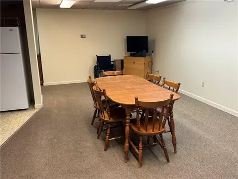 3524 W Shore Road Warwick RI 02886