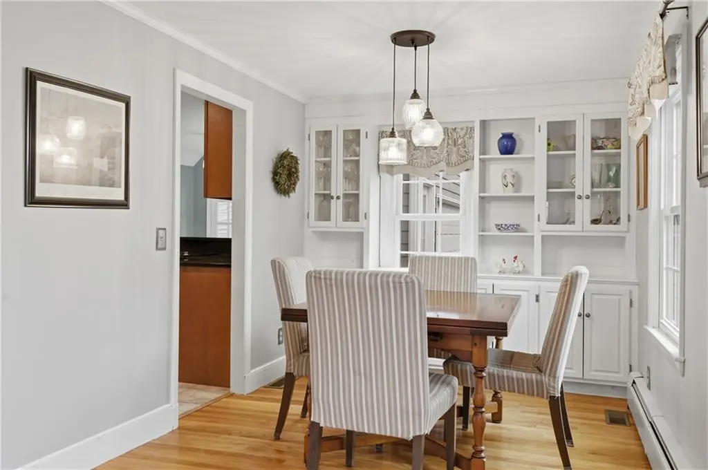 27 Old Meadow Lane Cumberland RI 02864
