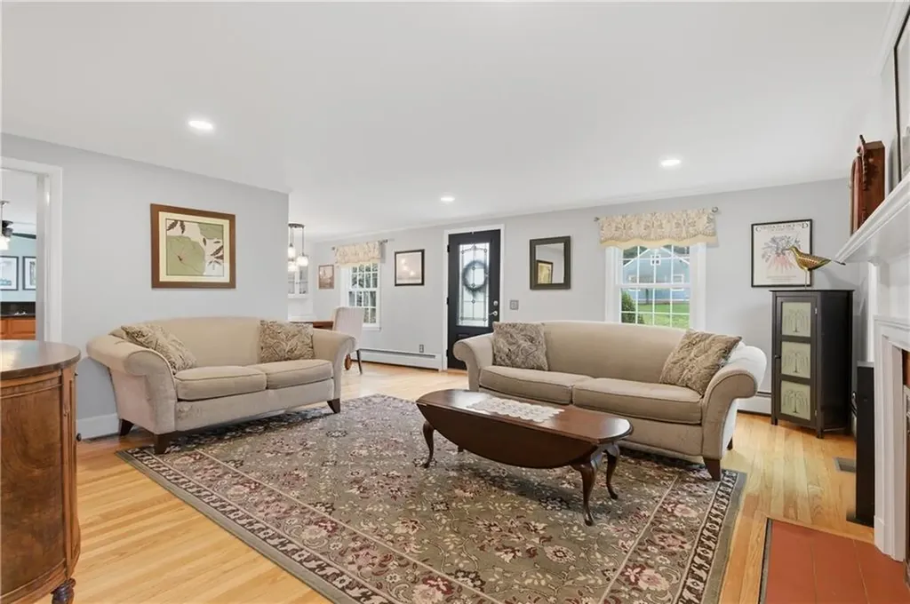 27 Old Meadow Lane Cumberland RI 02864